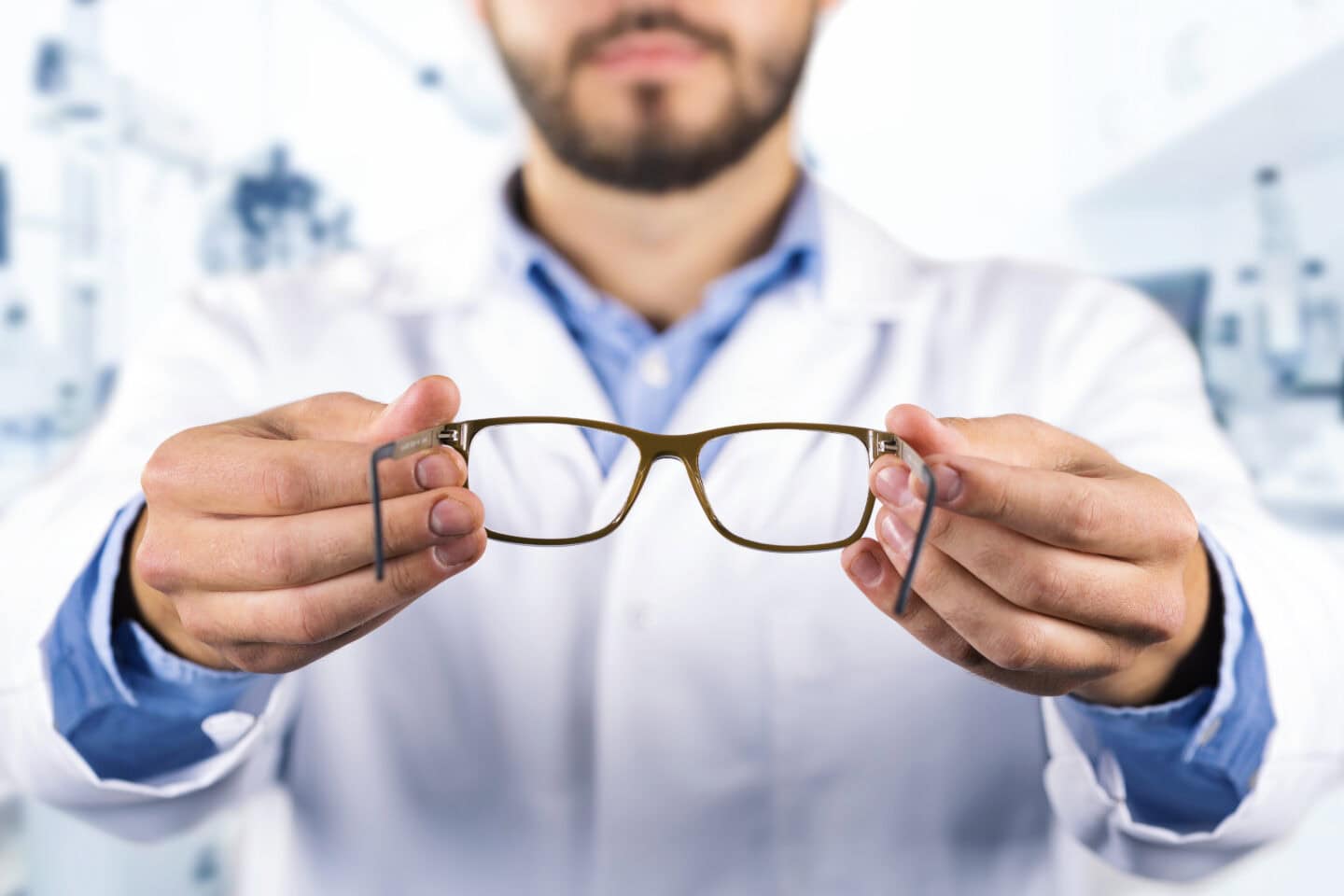 Can an Optician Prescribe Antibiotics? | Essential Guide for UK Eye