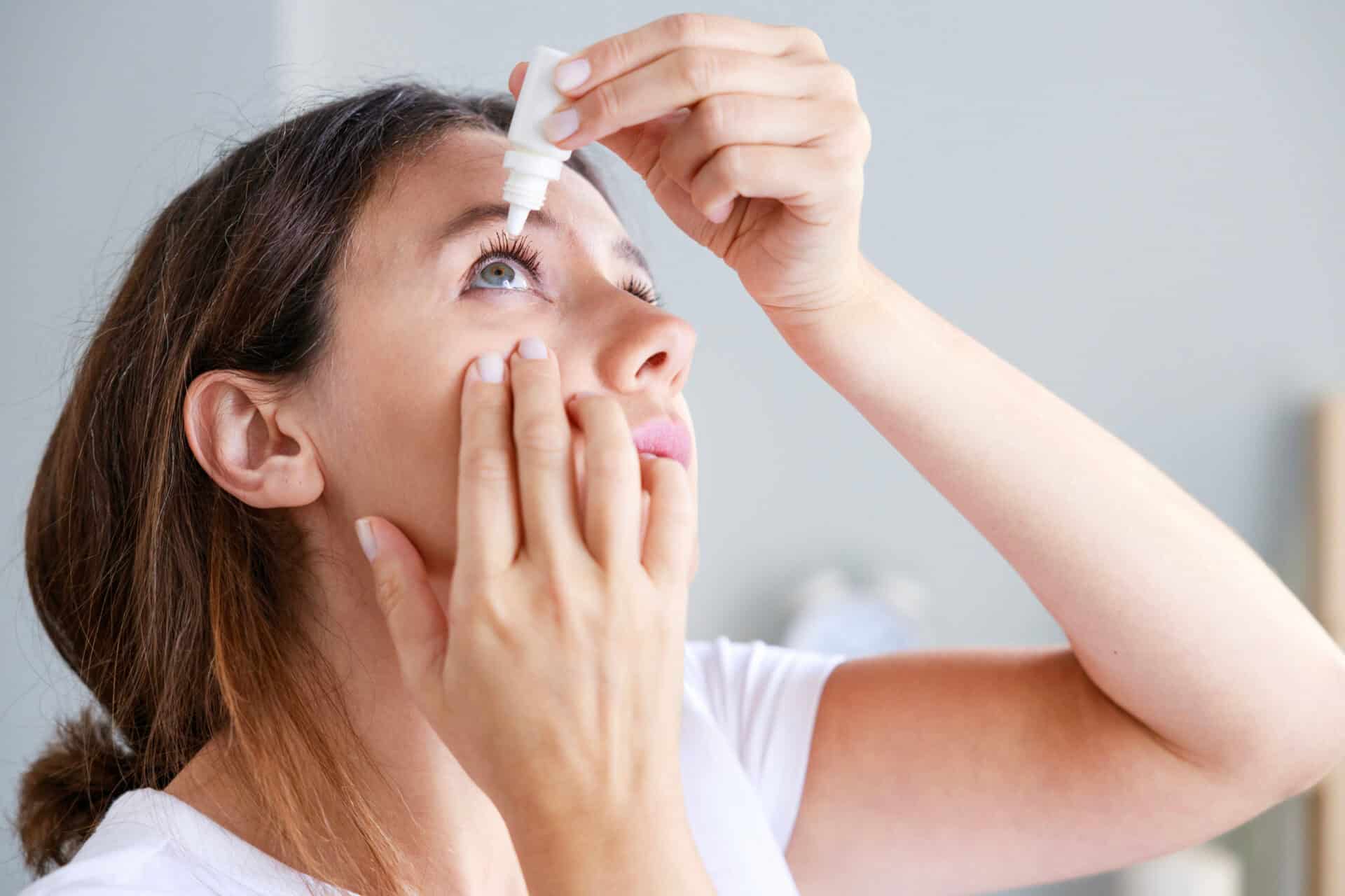 What Services Does an Optician Provide? 1 AdobeStock 558844874